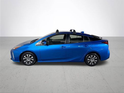 Used 2021 Toyota Prius LE AWD/4WD image 9