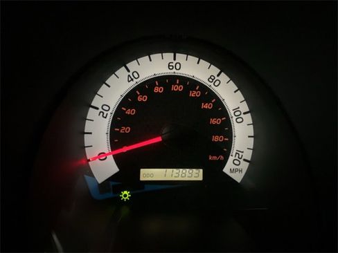 Used 2015 Toyota Tacoma PreRunner image 15