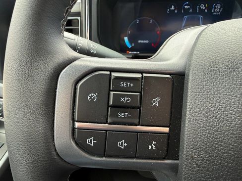 Used 2025 Ford F350 Lariat w/ FX4 Off-Road Package AWD/4WD image 25