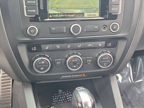 Used 2013 Volkswagen Jetta GLI Autobahn FWD image 15
