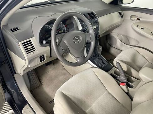 Used 2009 Toyota Corolla LE FWD image 3