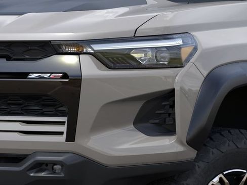 New 2026 Chevrolet Colorado ZR2 w/ Technology Package AWD/4WD image 10