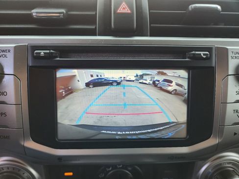 Used 2015 Toyota 4Runner SR5 RWD image 21