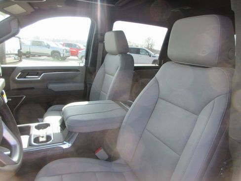 New 2026 GMC Sierra 3500 SLT w/ SLT Premium Package image 14