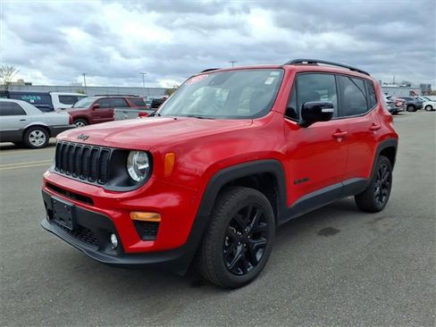 Used 2023 Jeep Renegade Altitude w/ Sun/Sound Group image 3