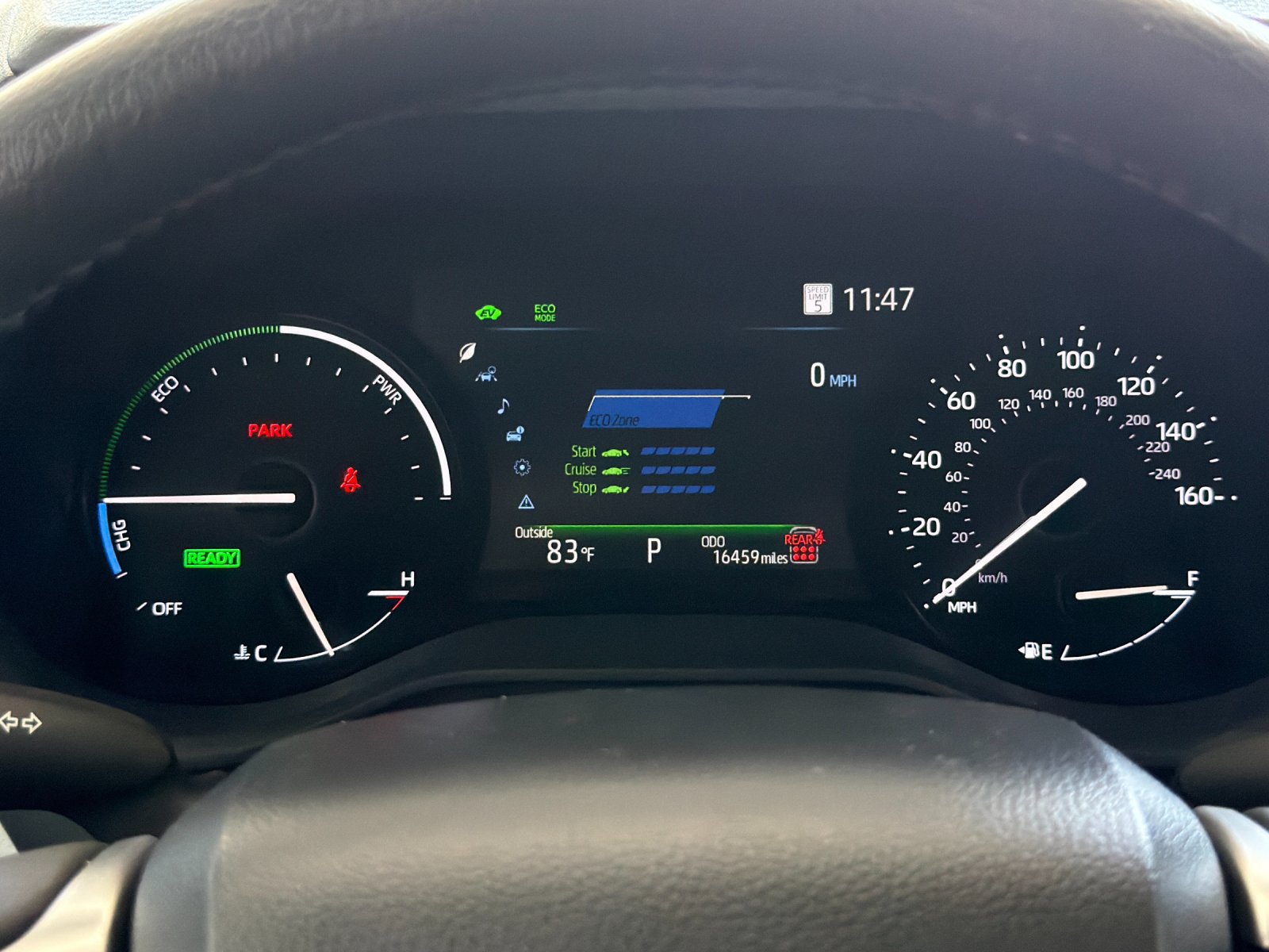 Used 2025 Toyota Sienna XLE w/ XLE Plus Package FWD image 24