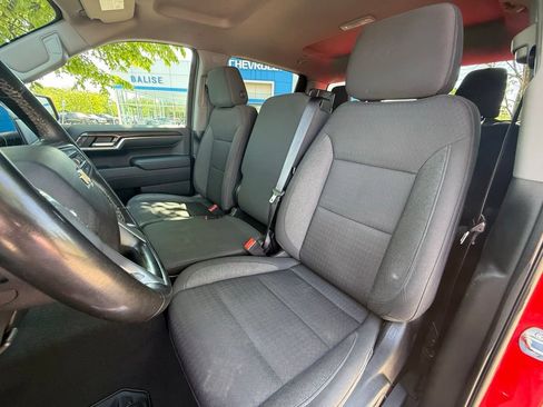 Used 2023 Chevrolet Silverado 1500 LT AWD/4WD image 23