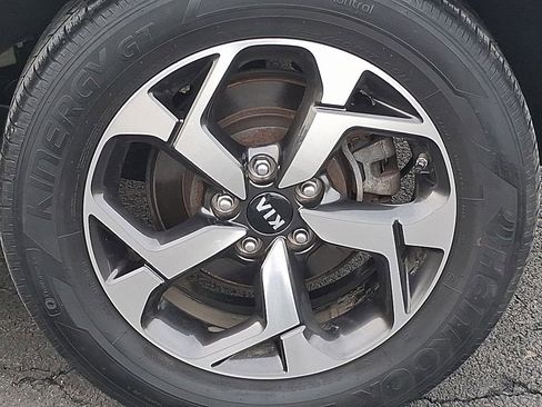 Certified 2022 Kia Sportage LX image 9