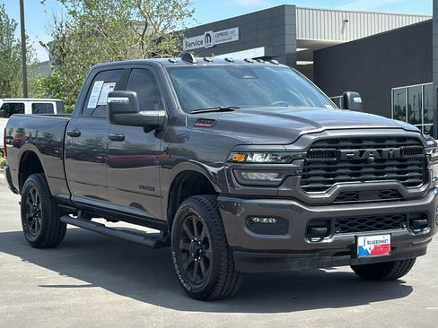 Used 2025 RAM 2500 Lone Star AWD/4WD image 3