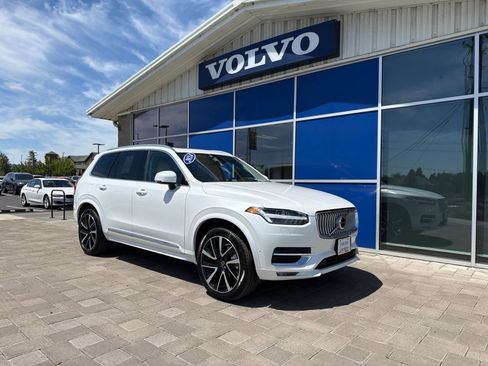 Used 2024 Volvo XC90 B6 Ultimate w/ Protection Package Premier AWD/4WD image 1