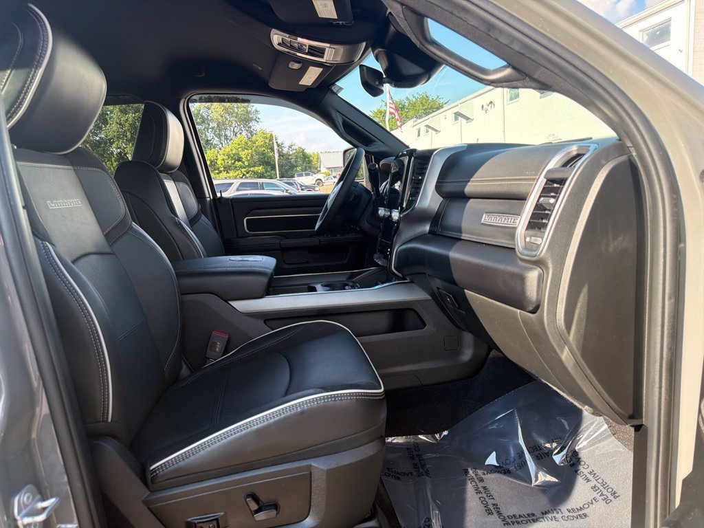 Used 2025 RAM 2500 Laramie w/ Night Edition AWD/4WD image 27
