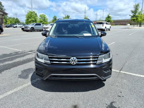 Used 2021 Volkswagen Tiguan S FWD image 2