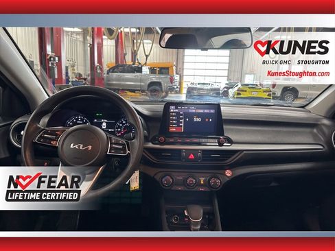 Used 2024 Kia Forte LXS image 36