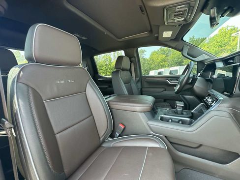 Certified 2026 GMC Sierra 1500 Denali w/ Denali Reserve Package AWD/4WD image 24
