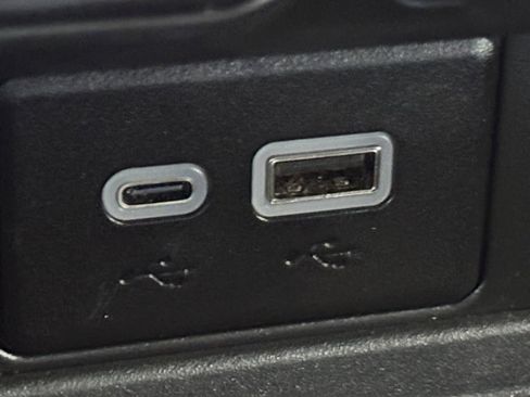 Certified 2023 Chevrolet Suburban RST w/ Luxury Package image 6