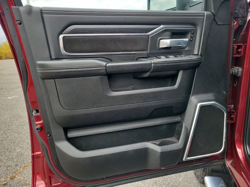 Used 2023 RAM 3500 Laramie image 15