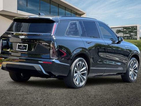 New 2026 Cadillac Vistiq Sport w/ LPO, Floor Liner Package image 4