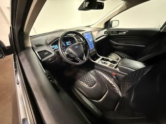 Used 2024 Ford Edge Titanium video 2