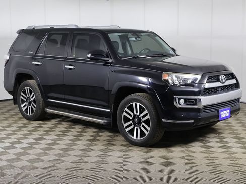 Used 2018 Toyota 4Runner Limited AWD/4WD image 43