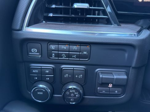 New 2026 Chevrolet Tahoe Premier image 40