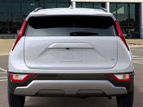 New 2026 Kia Niro SX image 13