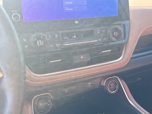 Used 2024 Toyota Grand Highlander AWD Hybrid image 19