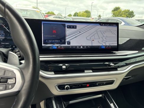 Used 2024 BMW X7 M60i w/ Executive Package AWD/4WD image 30