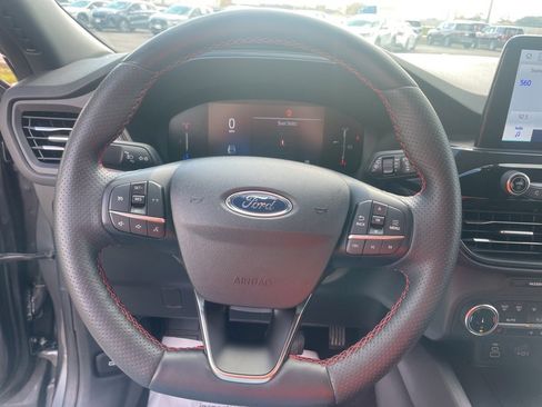 Used 2025 Ford Escape ST-Line Select image 23