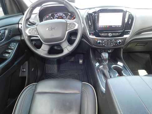 Used 2023 Chevrolet Traverse Premier w/ Redline Edition FWD image 17