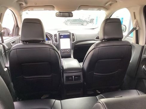 Used 2022 Ford Edge SEL image 14