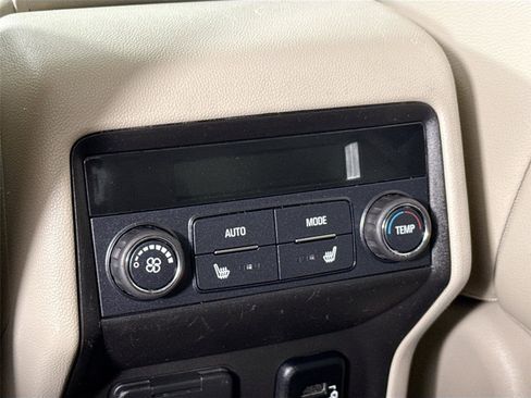 Used 2018 GMC Acadia Denali w/ Technology Package image 40