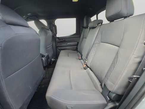 Used 2025 Toyota Tacoma SR5 AWD/4WD image 12
