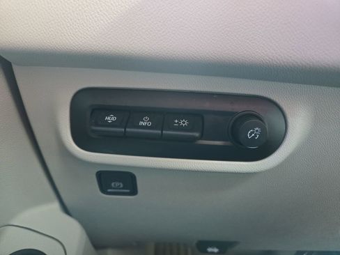 Used 2023 GMC Terrain Denali w/ Denali Premium Package image 22