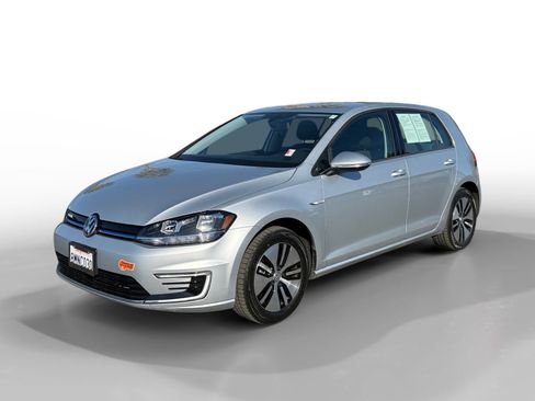 Used 2019 Volkswagen e-Golf SE w/ Driver Assistance Package image 1