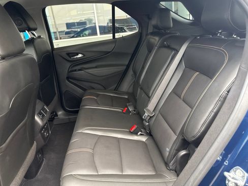 Used 2022 Chevrolet Equinox Premier AWD/4WD image 17