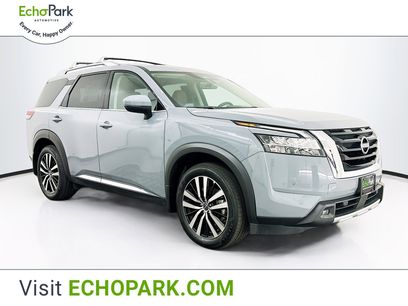 Used 2023 Nissan Pathfinder Platinum