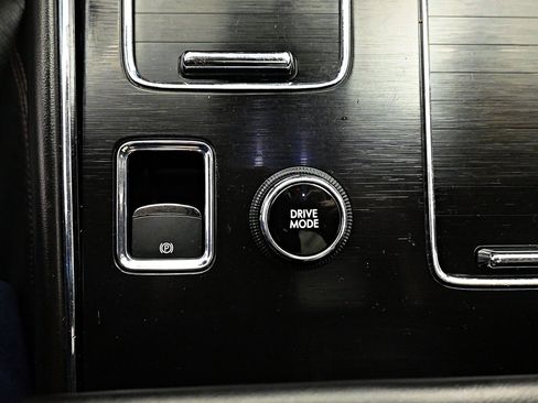 Used 2020 Lincoln Aviator Reserve w/ Equipment Group 201A image 22