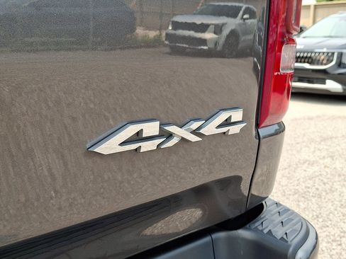 Used 2019 RAM 1500 Big Horn AWD/4WD image 32