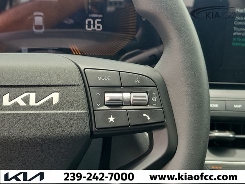New 2026 Kia K4 FWD image 23