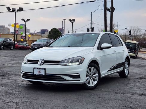 Used 2020 Volkswagen Golf 4-Door FWD image 1