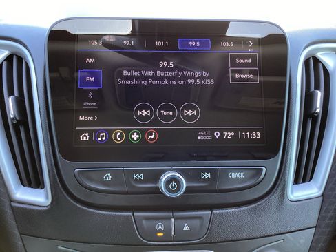 Used 2023 Chevrolet Malibu LT image 18