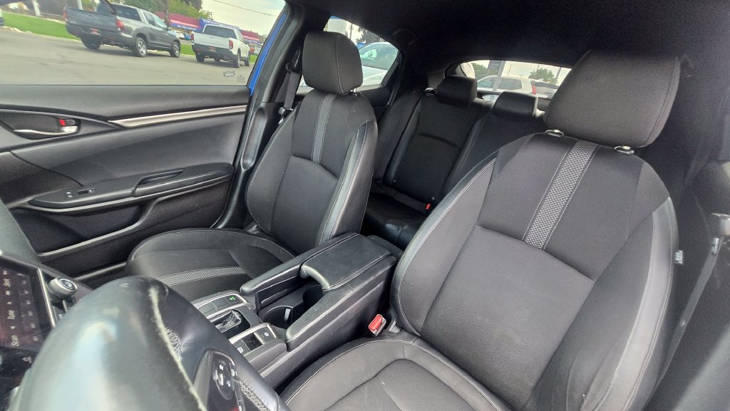 Used 2020 Honda Civic Sport image 12