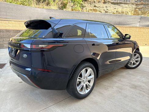 Certified 2021 Land Rover Range Rover Velar R-Dynamic S image 3