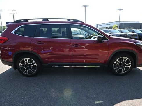 Used 2024 Subaru Ascent Limited w/ Technology Package AWD/4WD image 16