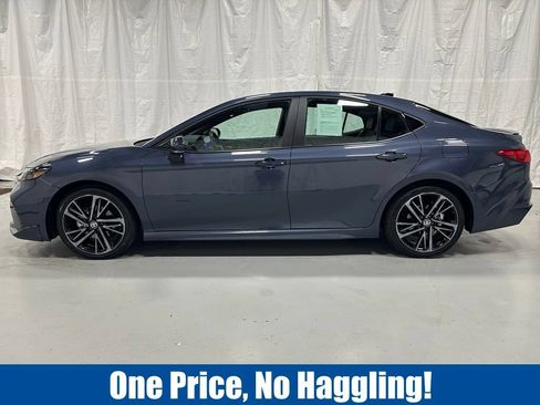 Used 2026 Toyota Camry XSE FWD image 4