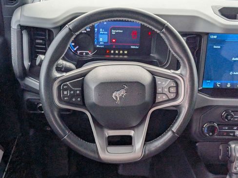 Used 2023 Ford Bronco Everglades image 14