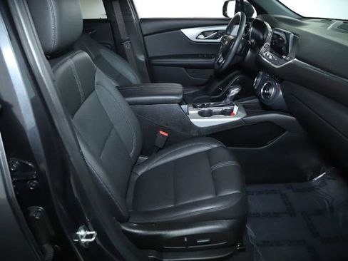Used 2022 Chevrolet Blazer LT image 28
