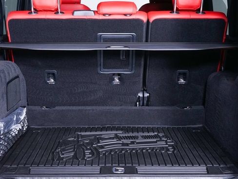 Used 2023 Mercedes-Benz G 550 image 16