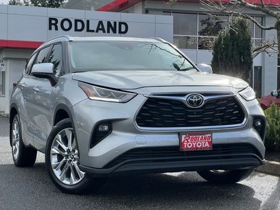 Used 2023 Toyota Highlander Limited