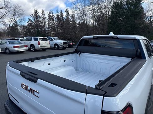 New 2026 GMC Sierra EV Elevation w/ LPO, Elevation Dark Package image 42